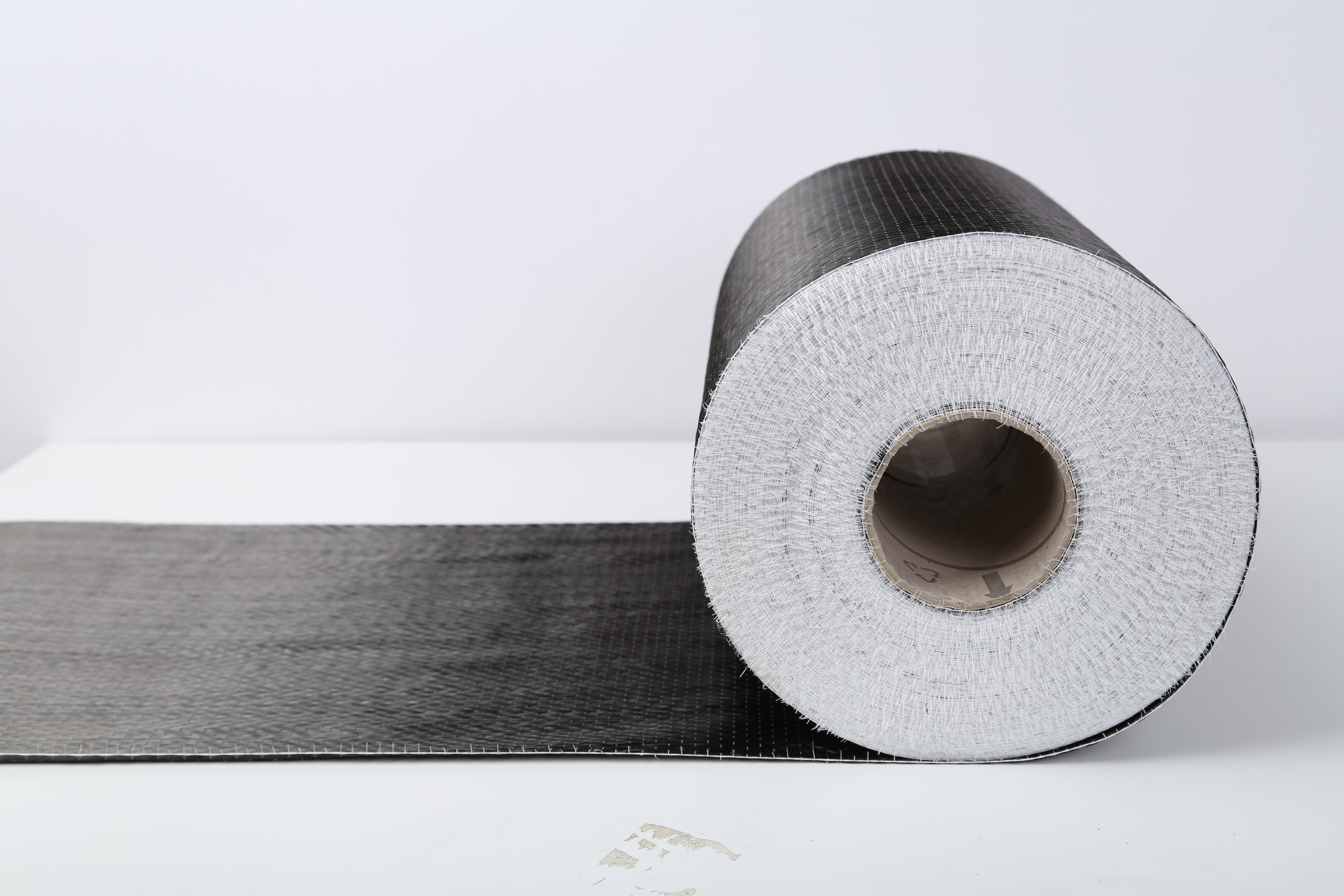 碳纖維加固知識(shí)：碳纖維加固每平方價(jià)格是多少？