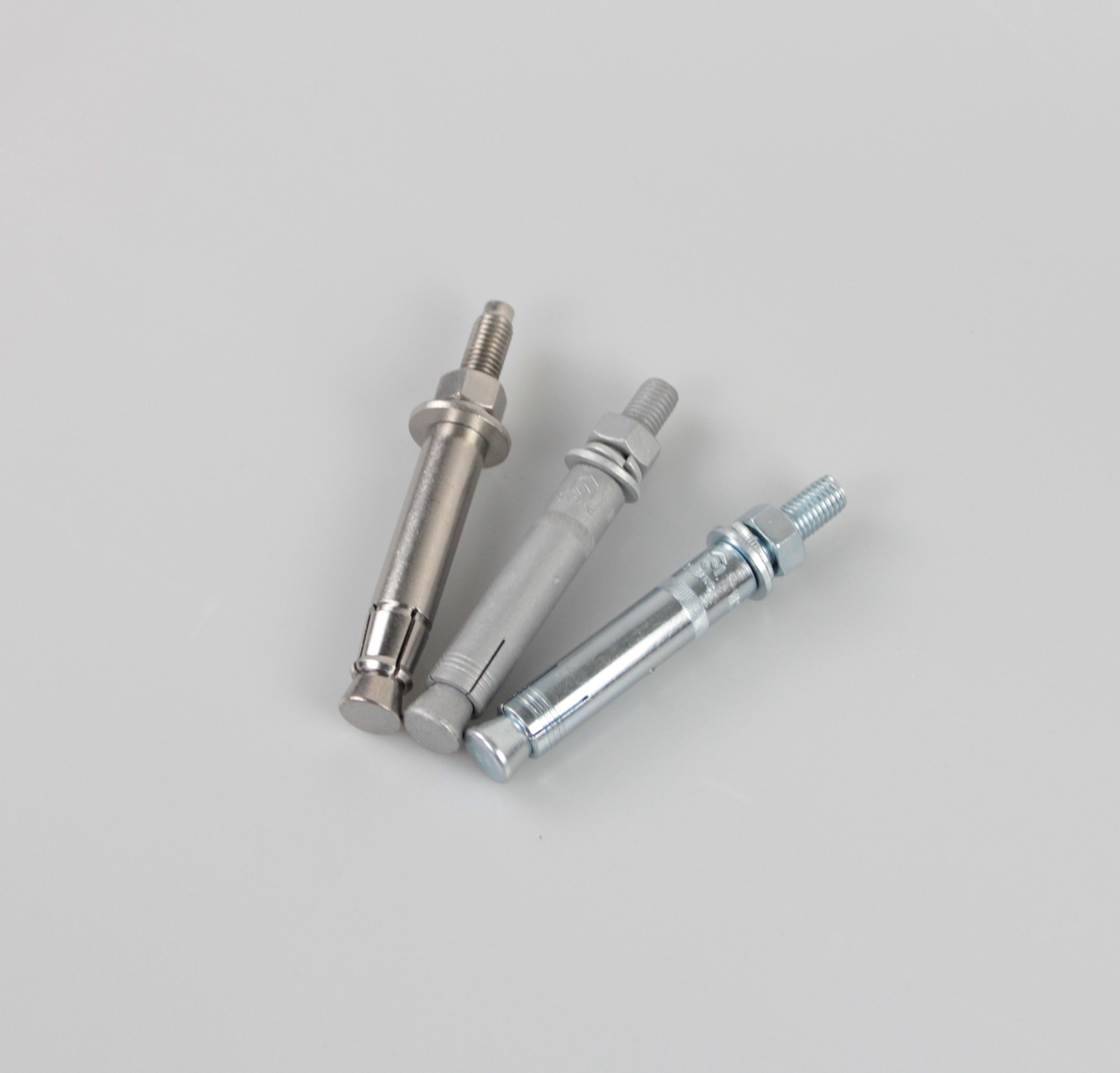 錨栓和螺栓之間的這些區(qū)別及關(guān)聯(lián)，你知道嗎？